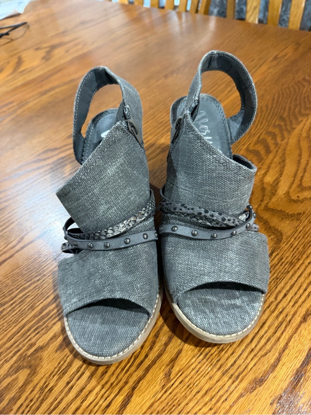 Very G Gray Studded Fabric Wedge Sandals